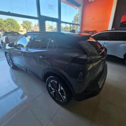 Peugeot 2008 Ative AT 2025 0KM Color Gris lleno