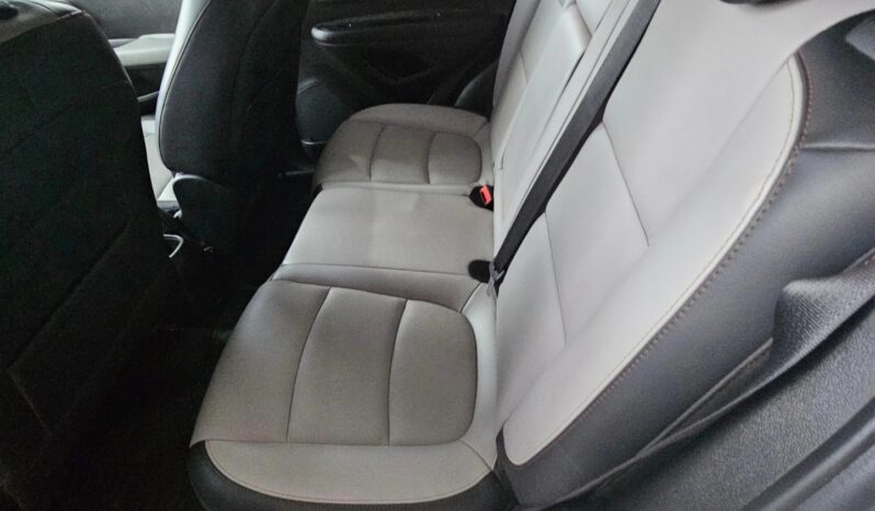 CHEVROLET TRACKER LTZ AWD 4X4 AUTOMATICA 112.000KM COLOR BLANCA lleno