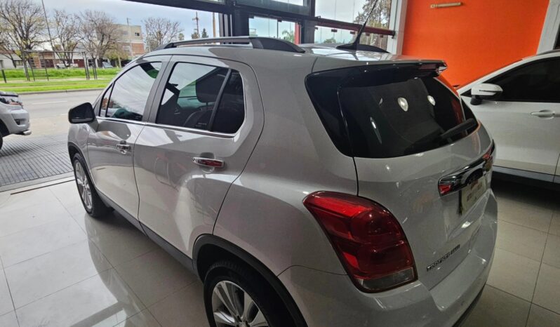 CHEVROLET TRACKER LTZ AWD 4X4 AUTOMATICA 112.000KM COLOR BLANCA lleno
