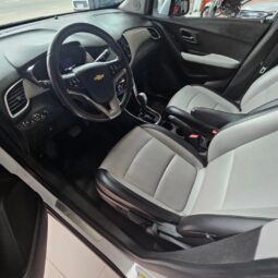 CHEVROLET TRACKER LTZ AWD 4X4 AUTOMATICA 112.000KM COLOR BLANCA lleno
