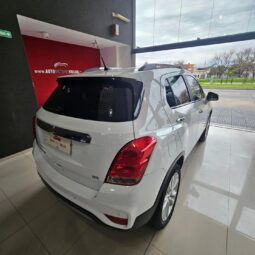 CHEVROLET TRACKER LTZ AWD 4X4 AUTOMATICA 112.000KM COLOR BLANCA lleno