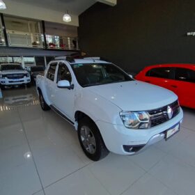 RENAULT DUSTER OROCH PRIVILEGE 2.0 65.000KM 2019 COLOR BLANCO