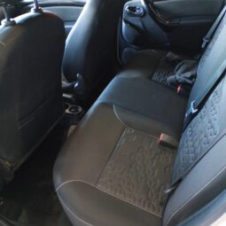 RENAULT DUSTER OROCH PRIVILEGE 2.0 65.000KM 2019 COLOR BLANCO lleno