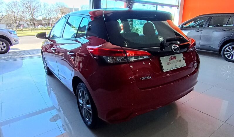 TOYOTA YARIS XLS 1.5 42.000KM 2021 COLOR BORDO lleno