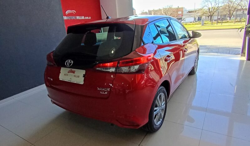 TOYOTA YARIS XLS 1.5 42.000KM 2021 COLOR BORDO lleno