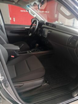 TOYOTA HILUX DX AT 4X4 2025 0KM lleno