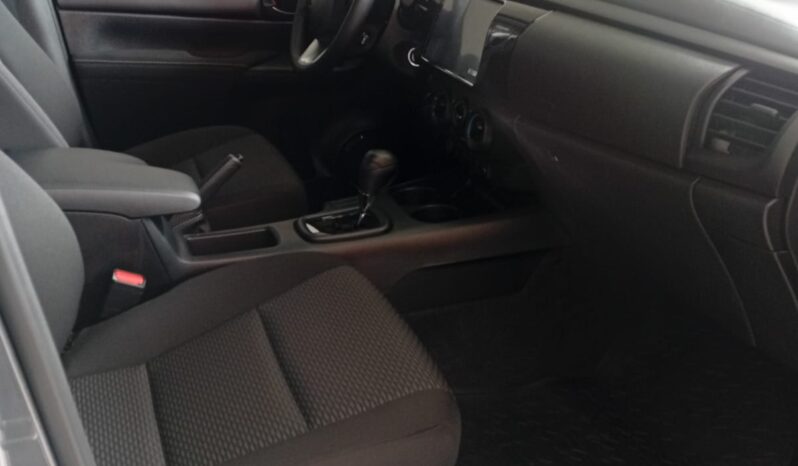 TOYOTA HILUX DX AT 4X4 2025 0KM lleno