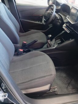 PEUGEOT 208 ACTIVE PACK 1.6 2023 25.000KM COLOR NEGRO lleno