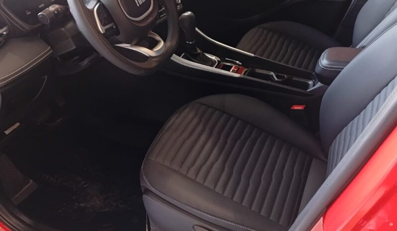 FIAT FASTBACK TURBO 270 AT 2025 3.500 KM COLOR ROJO lleno