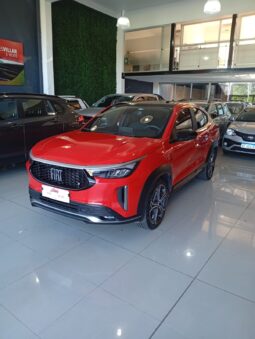 FIAT FASTBACK TURBO 270 AT 2025 3.500 KM COLOR ROJO lleno