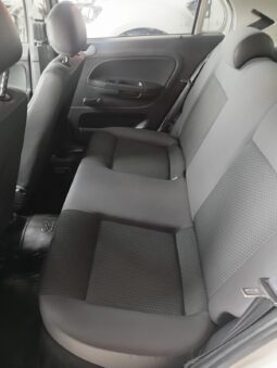 VOLKSWAGEN GOL TRENLINE 1.6 2018 88.000KM lleno