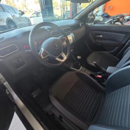 RENAULT DUSTER ICONIC 1.3T 4X4 2025 0KM lleno