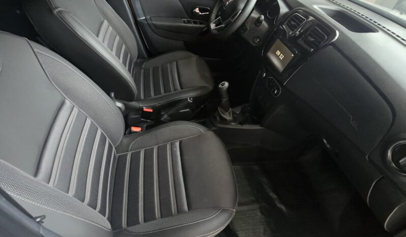 RENAUL SANSERO INTENS 1.6 2022 22.000KM lleno