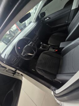 VOLKSWAGEN POLO HIGLINE 1.6 MSI A/T 2024 2000KM lleno