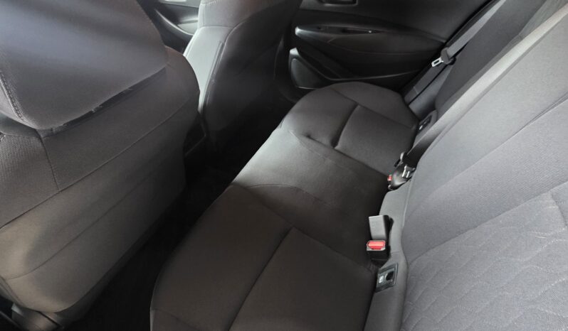 TOYOTA COROLLA XLI 2.0 CVT 2025 33.000KM VEHICULO CERTIFICADO POR TOYOTA EN GARATIA lleno
