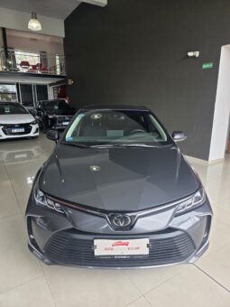 TOYOTA COROLLA XLI 2.0 CVT 2025 33.000KM VEHICULO CERTIFICADO POR TOYOTA EN GARATIA lleno