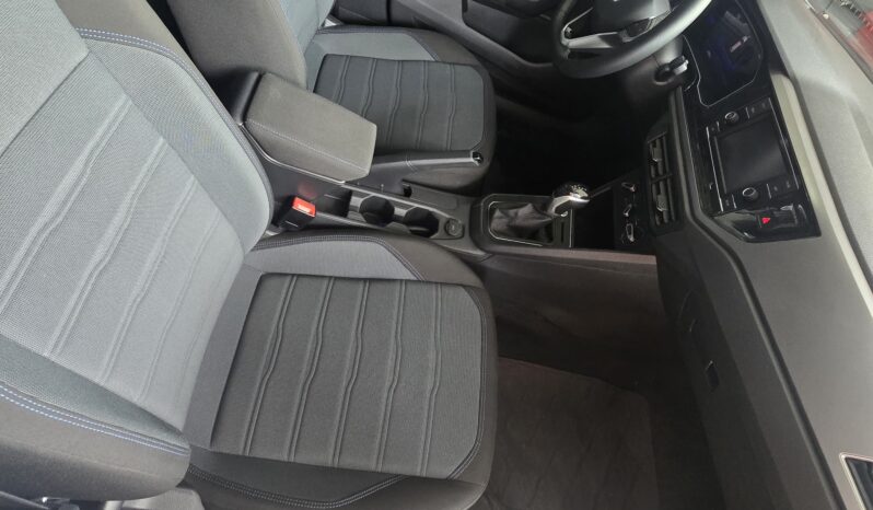 VOLKSWAGEN NIVUS CONFORLINE A/T 2024 24.000KM lleno